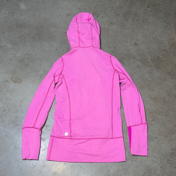 Lululemon woman’s sweater - Picture 4 of 4